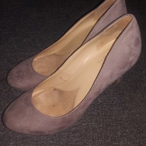 Grey mauve heels